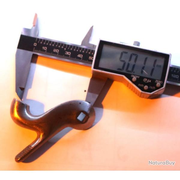 Chien  poin�onn�  � percussion pr�1890   n�73  (B) Mousqueton de Gendarmerie