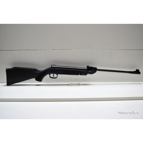 Carabine � plomb Stinger Pluton 7.5 joules - Cal. 4.5 mm- PROMOTIONP