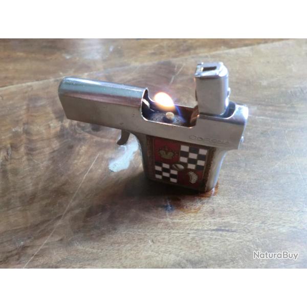 ancien  briquet  corona  a systh�me   essence