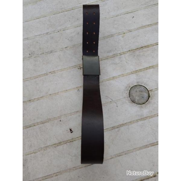 CEINTURON ARMEE TCH�QUE ,MODELE 2