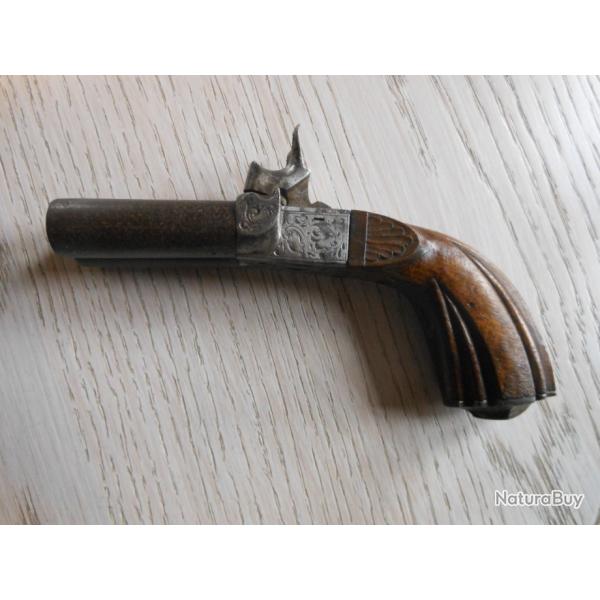 pistolet deux canon � poudre noire poin�onner