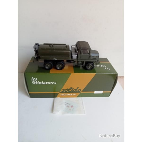solido France le berliet GBCKT citerne neuf avec accessoires 1:50