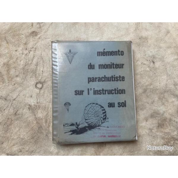 Livres M�mento du moniteur Parachutiste 1979