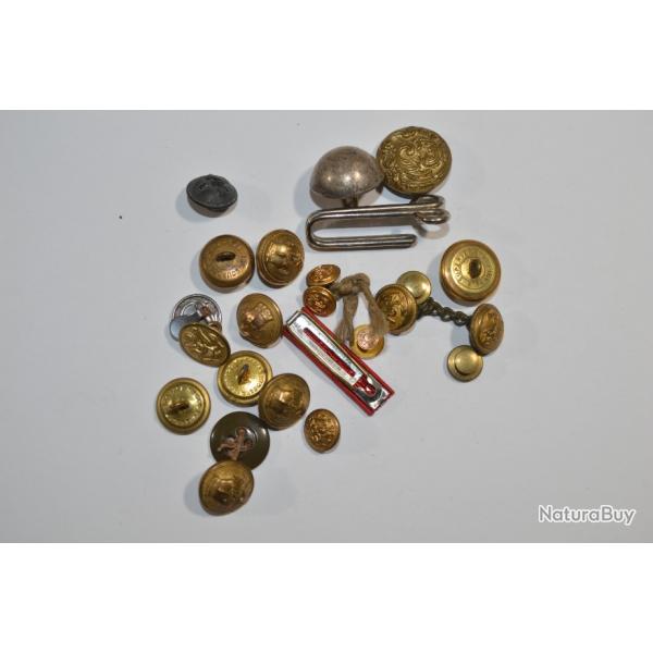 Lot Boutons Fran�ais Militaire Vareuse Uniforme WW2 1939/1945 US Am�ricain � identifier  (20C