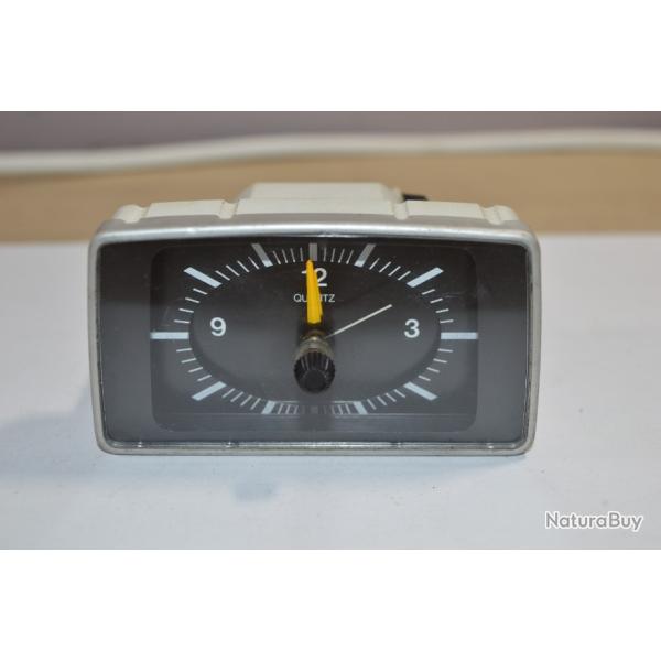 Ancienne Horloge de Bord pour v�hicule Ancien FORD TANUS TC3  � tester (12)