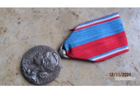 SWITZERLAND Médaille, 175e anniversaire de l’entrée de Genève dans la Confédération fme_874752