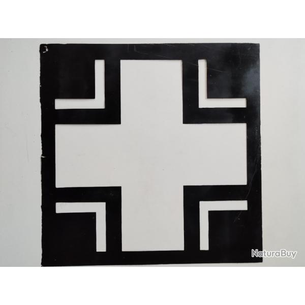 POCHOIR M�TALLIQUE "CROIX DE MALTE"