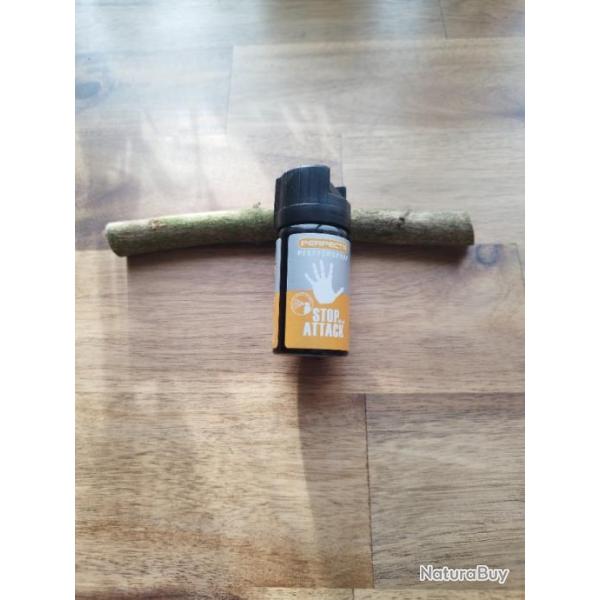 Bombe de d�fense lacrymog�ne.