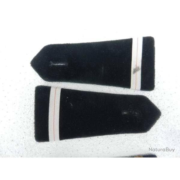 anciennes pattes d'�paules velours noir adjudant chef pompiers