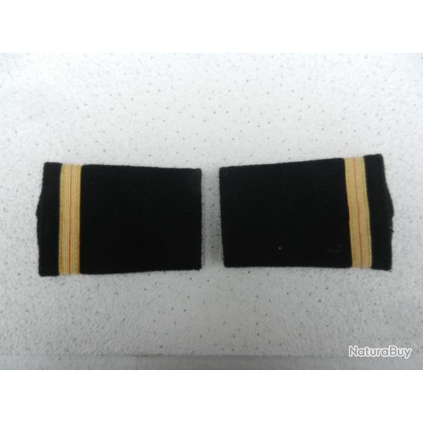 paire de fourreaux d'�paules infanterie adjudant