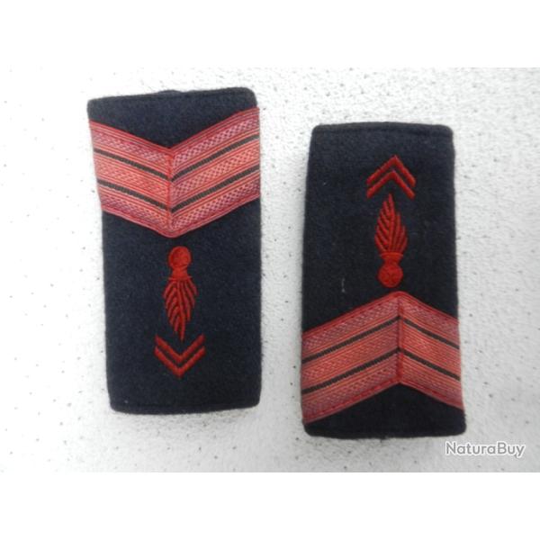 paire de fourreaux d'�paules caporal chef pompiers