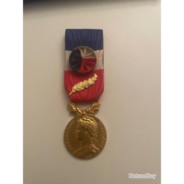 M�daille du travail du minist�re du travail et de la s�curit� sociale 1962