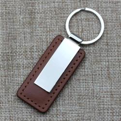 Porte cl&eacute; m&eacute;tal et cuir PU Marron fonc&eacute; &agrave; personnaliser