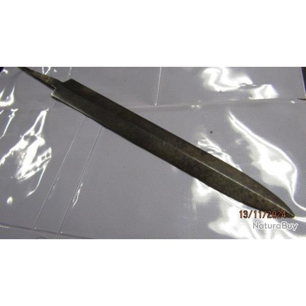 lame XIX� couteau forg�e forme dague Allemande SA ( plus longue)