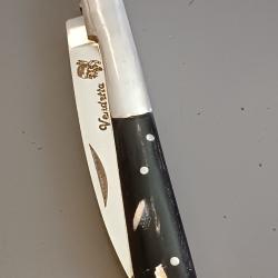 COUTEAU VENDETTA CORSE, manche corne, guilloch&eacute;.