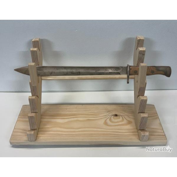 PRESENTOIR A POSER EN BOIS de SAPIN POUR 6 BAIONNETTES