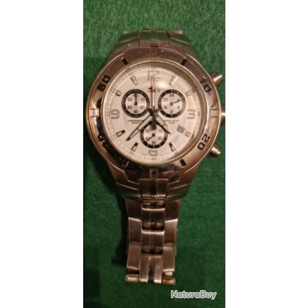 Montre homme Lotus mod�le collection 15246 Chronographe m�canisme � quartz