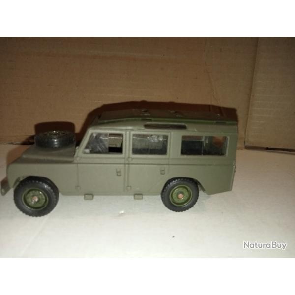 V�hicule militaire Solido Land Rover 109