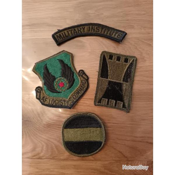 LOT ECUSSONS MILITAIRE DIVERS