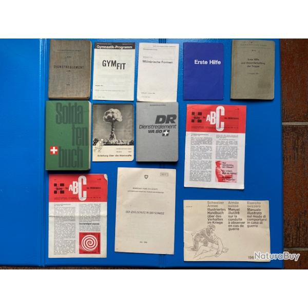 lot 12 brochures arm�e suisse