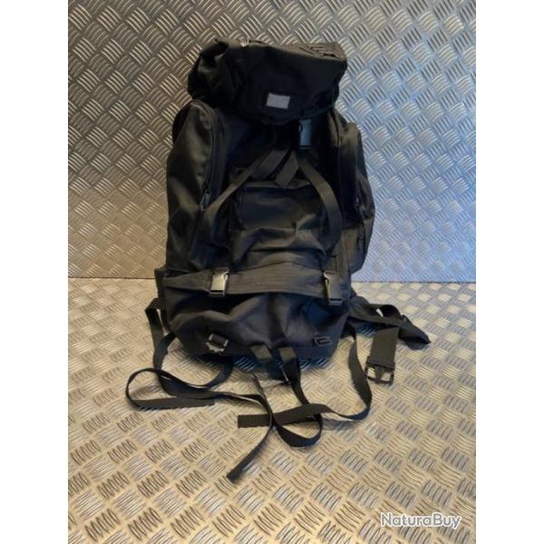 Sac � dos de combat montagne randonn�e militaire noir neuf