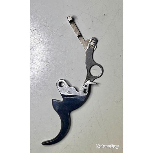 Gachette Colt Python avec son levier de s�curit� et sa s�curit�