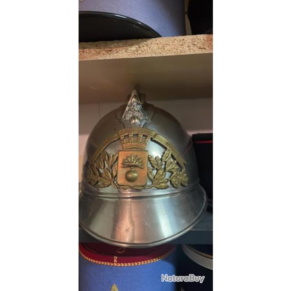 Lot K�pis pompiers veste et casque