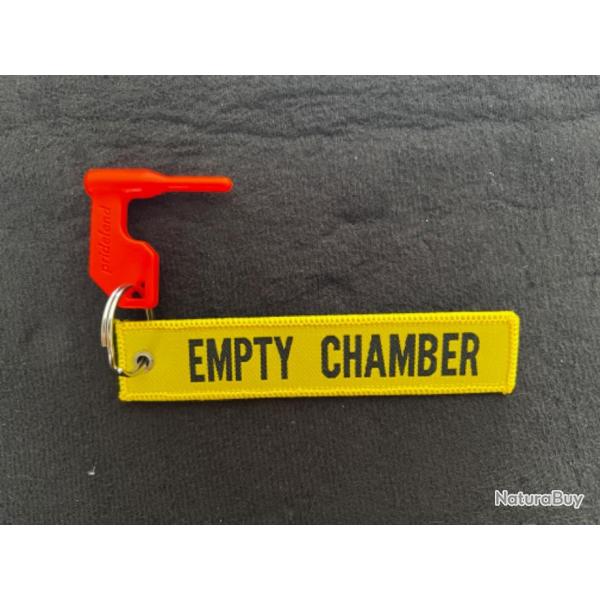 T�moin chambre vide pour carabine et pistolet