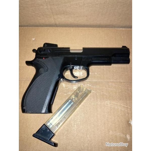 Pistolet r�plique spring