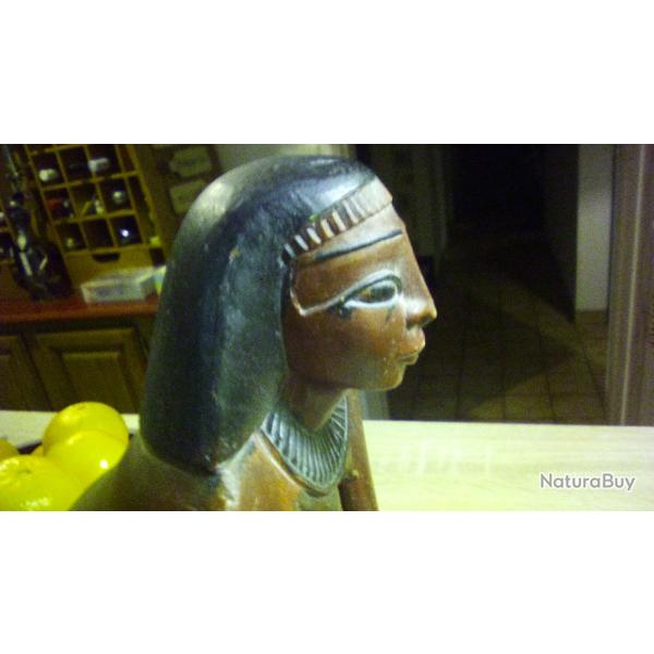 Statue �gyptienne