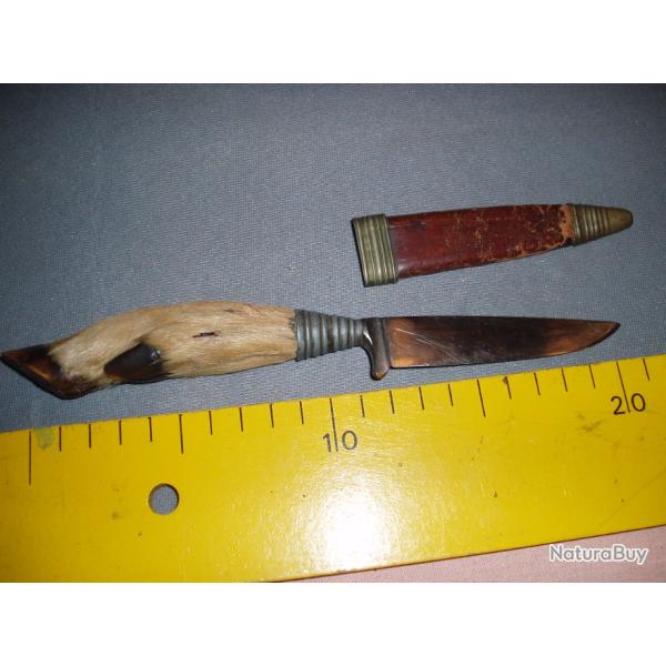 Poignard ou couteau de combat "HL" Solingen de tranch�e ww1 allemand. (A CONFIRMER )