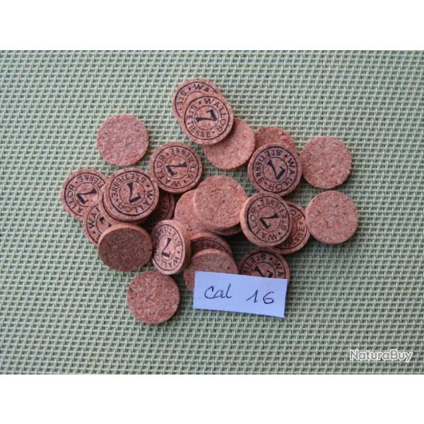 Lot  de  100  rondelles  li�ge  No  7  ou  neutres  cal  16