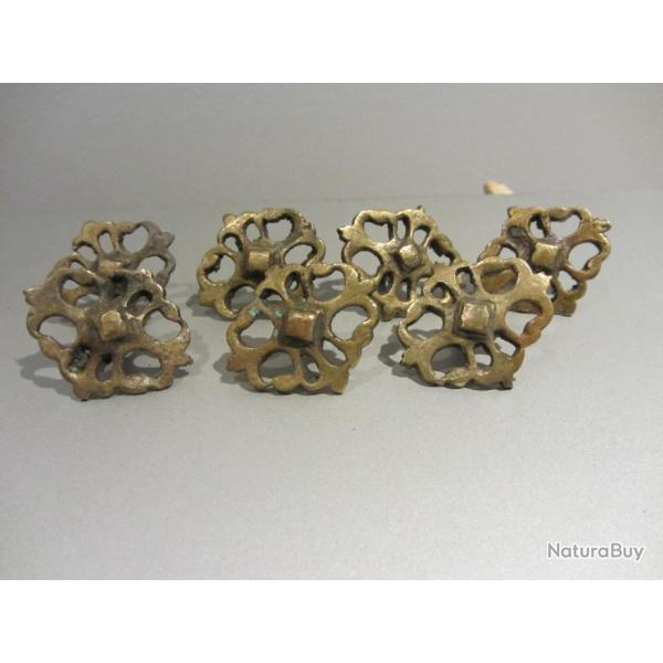 7 Clous en bronze pour meuble - 19e si�cle