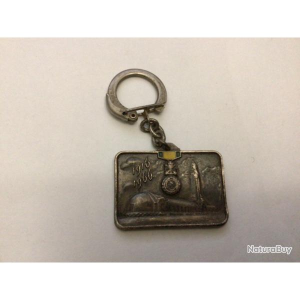 VENDU PAR LE-CUIRASSIER PORTE CLS ANCIEN MILITAIRE XXXI CONGRES MDAILLES MILITAIRES 1966