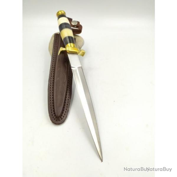 Dague Commando Manche en Corne de Buffle et Os de Chameau avec Etui en Cuir