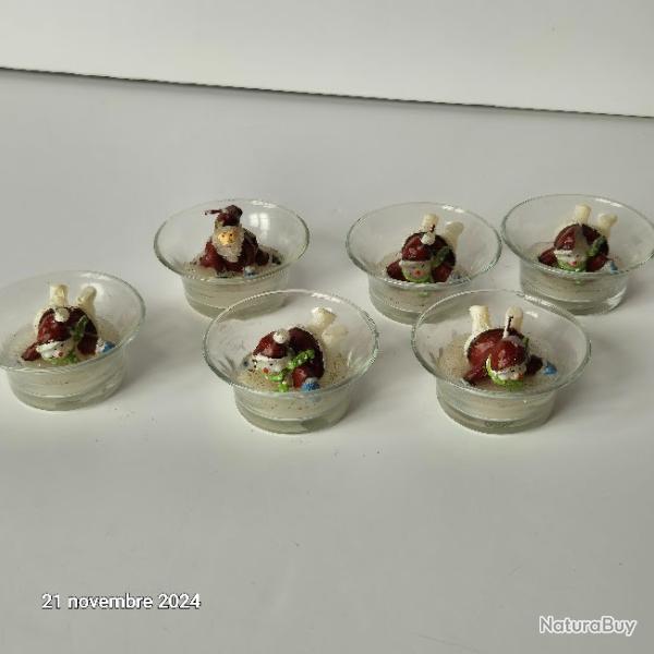 Lot de 4 bougies p�re noel et lutin + 2 offertes dans de petites verrines