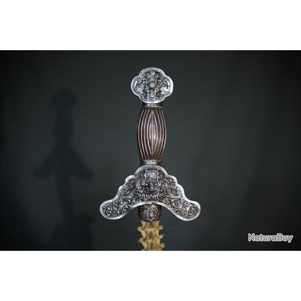 Exceptionnelle �p�e Vietnamienne � lame en vert�bres animales - Vietnam, 19�me si�cle