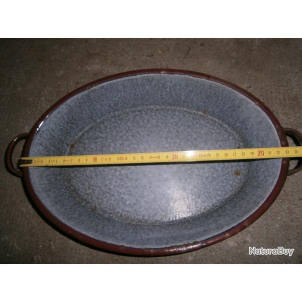 plat �maill� oval