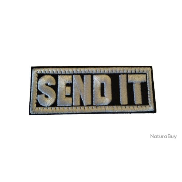 Patch - SEND IT - Blanc/noir - velcro - Livraison gratuite