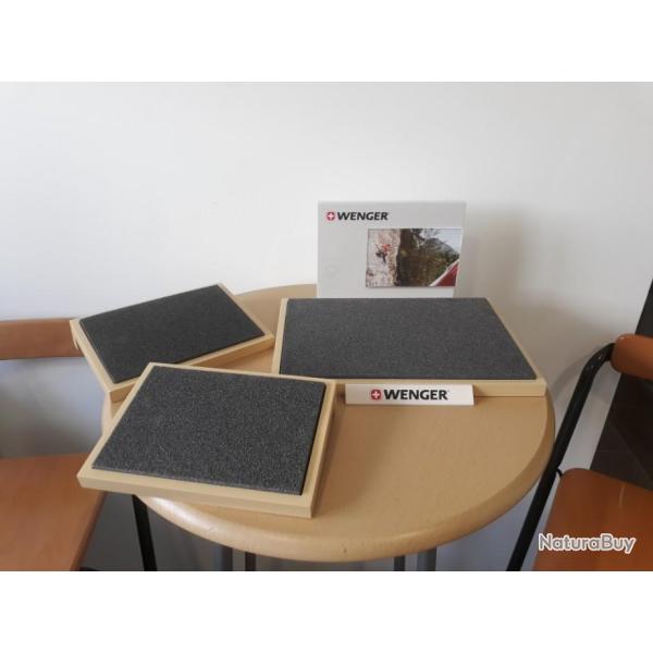 Pr�sentoir � couteaux Wenger neuf 9 01 41