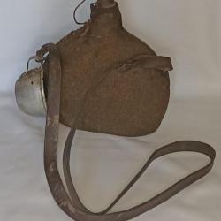 Bidon 2 Litres r&eacute;glementaire model 1935 kaki WW2