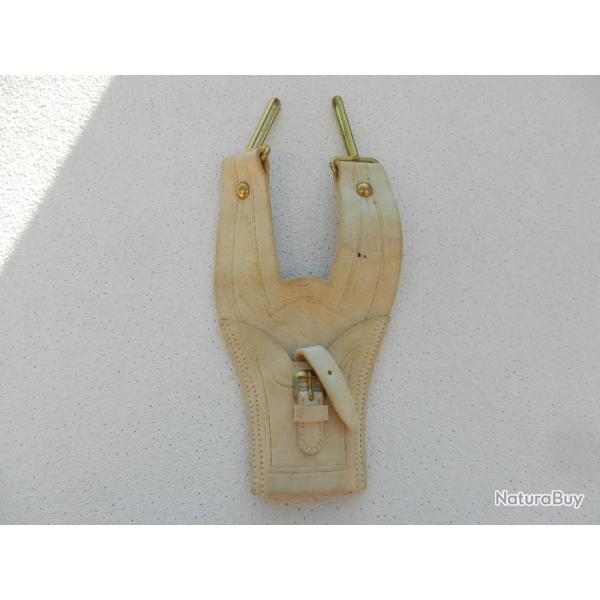 gousset  ba�onnette Chassepot en cuir Buffle blanc - militaire - Garde R�publicaine