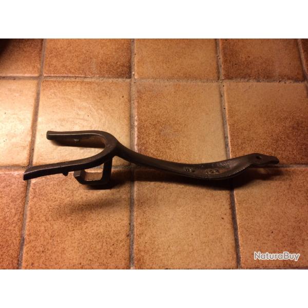 Crochet d'ouverture pour po�le � bois .