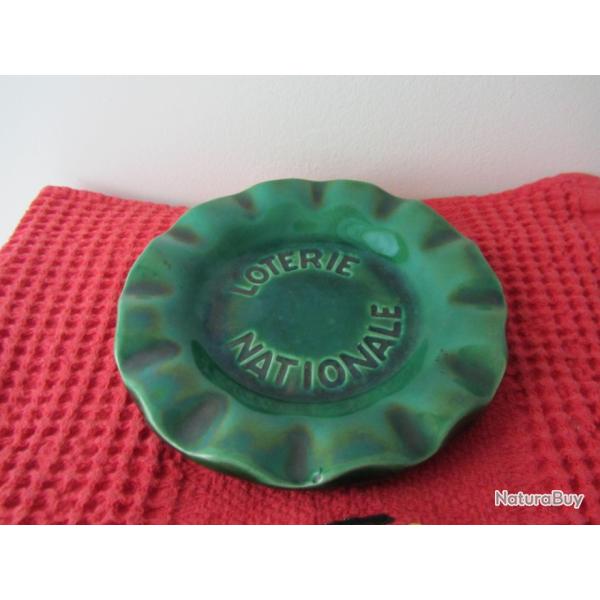 Cendrier publicitaire Loterie Nationale Fa�ence 1970