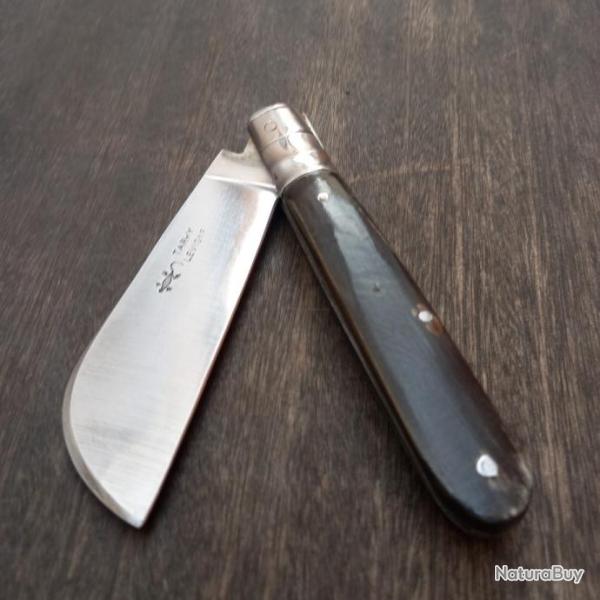 Magnifique Couteau R�gional DONJON GOUTTI�RE TARRY LEVIGNE Manche en corne