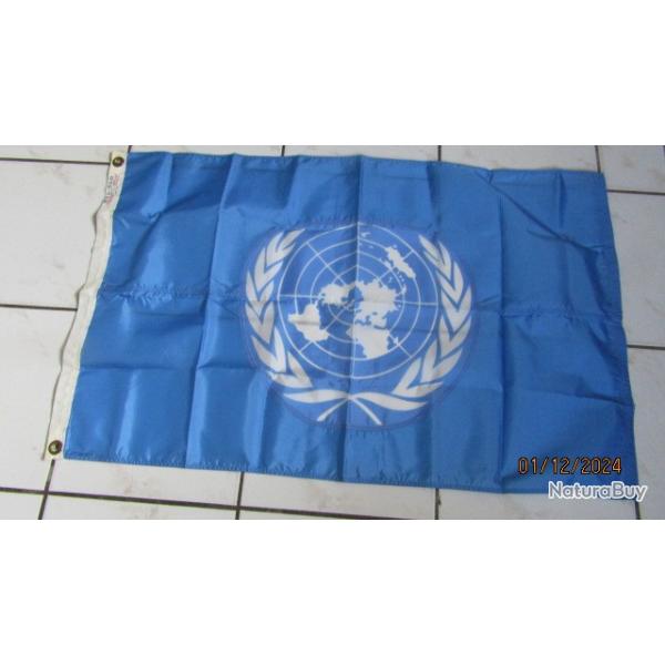 grand fanion drapeau identificati Insigne ONU FINUL Liban Yougoslavie Osce Forpronu 96x60cm renforc�