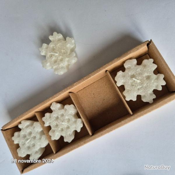 Ensemble de 4 bougies flocons de neige � paillettes pour d�corer les tables de f�tes, Noel, nouvel a