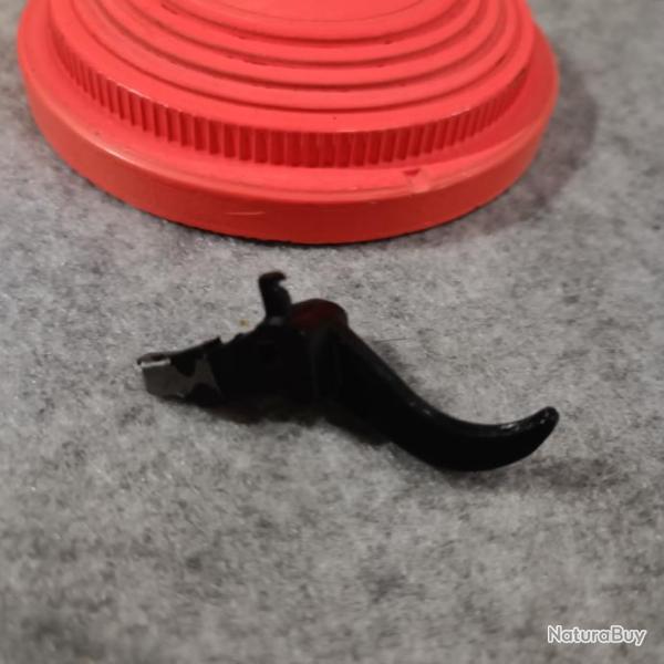 Remington NYLON 66 22lr  - Pi�ces - Queue de d�tente