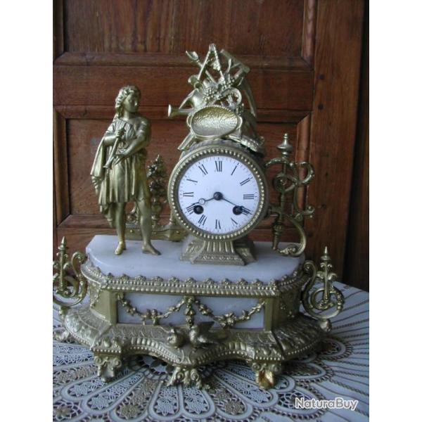 Pendule Nap.III Alb�tre R�gule Dor� Anciens Objets du XIX�me Fonctionne TB.Etat Rare