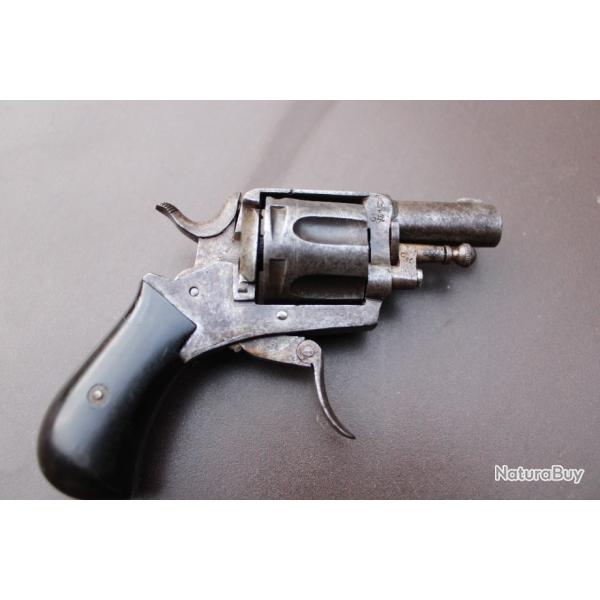REVOLVER BULLDOG 320